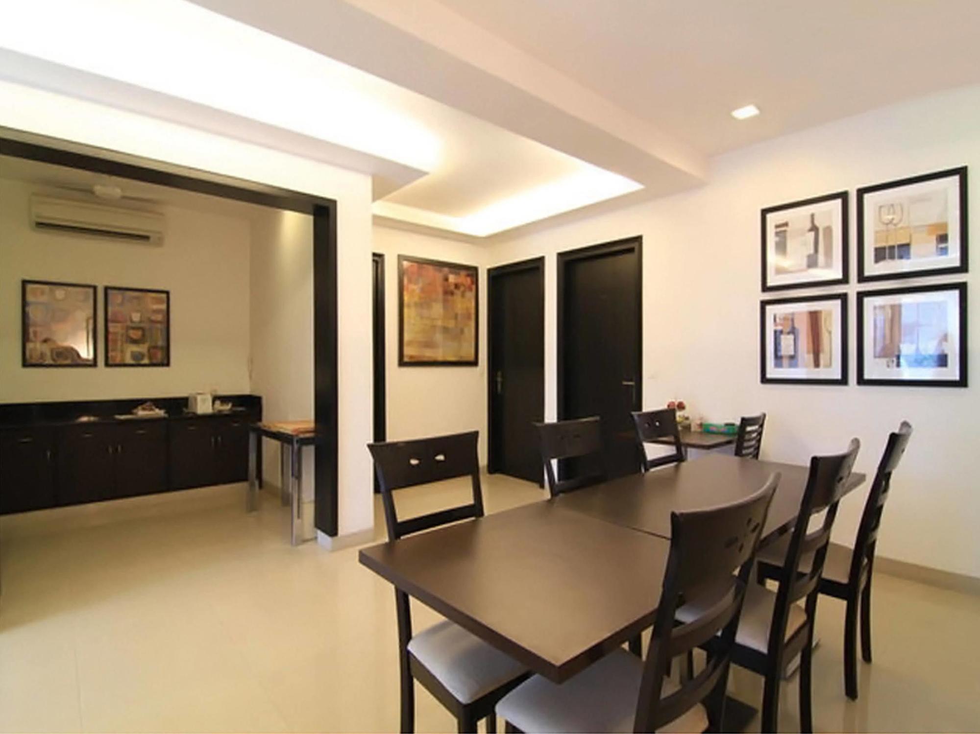 Rainbow Residencia Bed&Breakfast Nueva Delhi Exterior foto